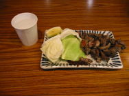 地鶏の炭火焼(450円)